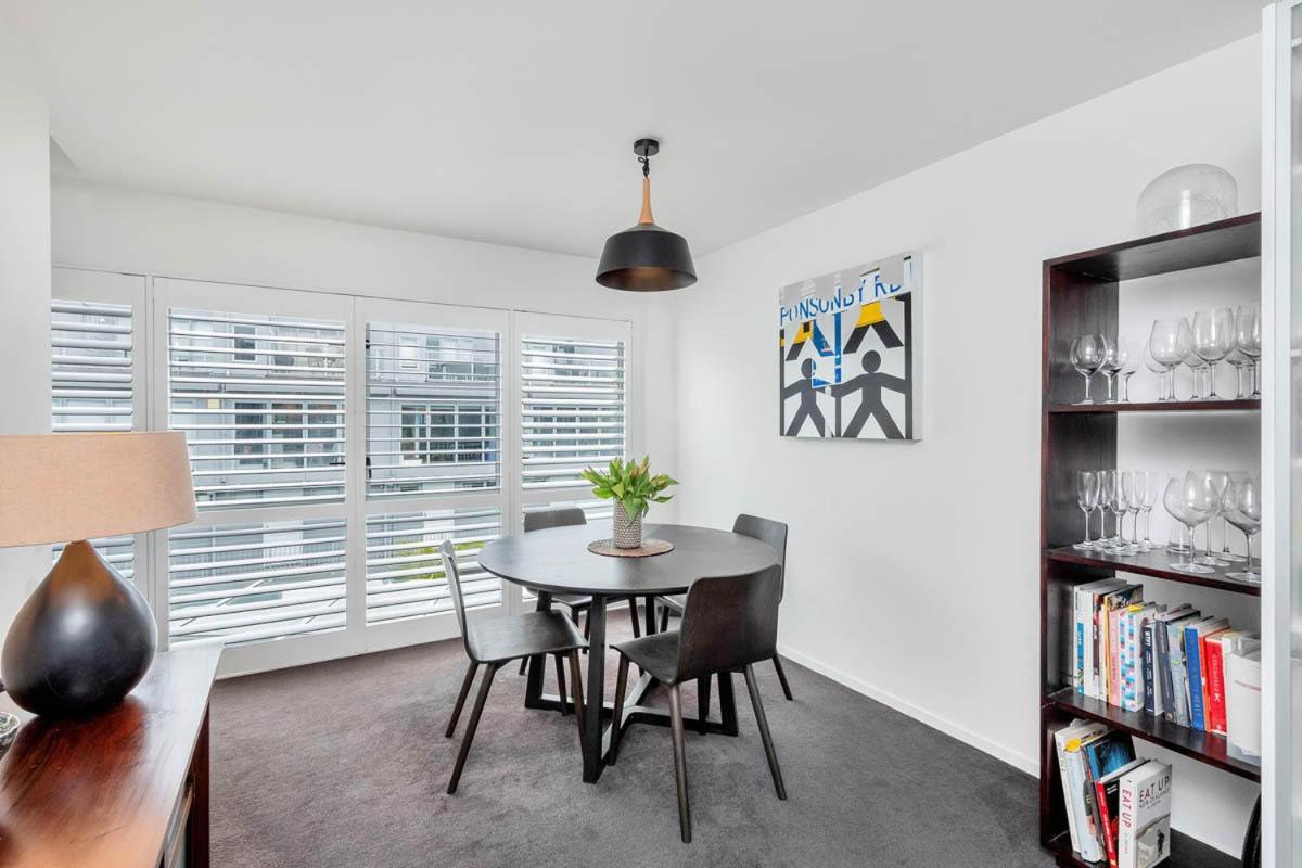 Qv Elegance Over The Park