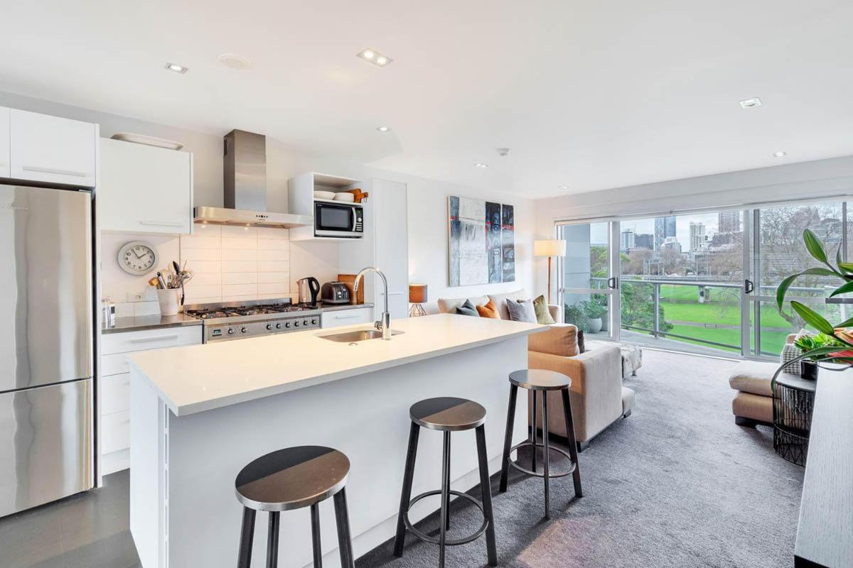 Qv Elegance Over The Park